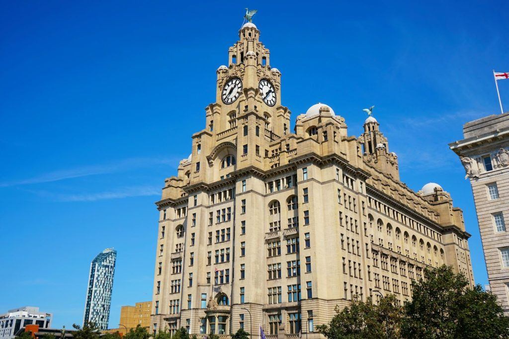 Royal Liver Building au Pier Head de Liverpool