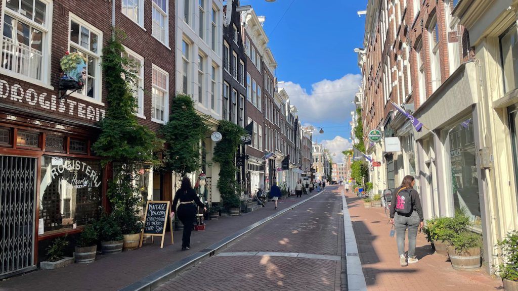 Rues commerçantes dans le quartier Joordan