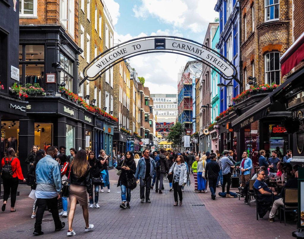 Rue commerçante à Londres appelée Carnaby Street