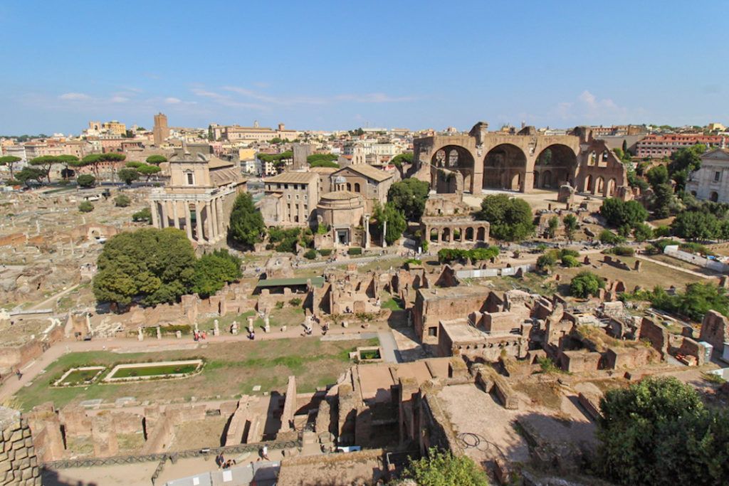 Le Forum Romain vu depuis le Mont Palatin à Rome