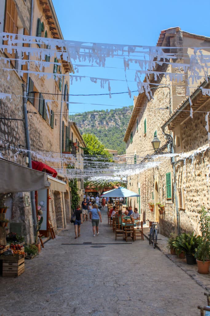Rue à Valldemossa à Majorque