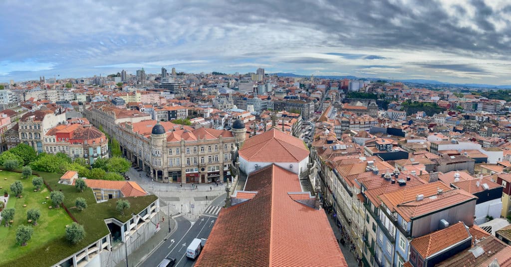 Vue depuis la Tour Clérigos à Porto