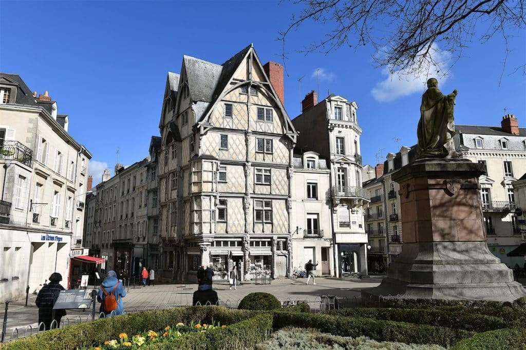 Maison d'Adam, ancienne maison à pan de bois à Angers