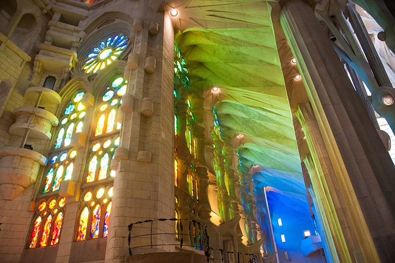 Intérieur de la Sagrada Familia de Barcelone