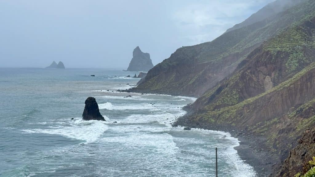 La playa Benijo, plage de sable noir à Tenerife
