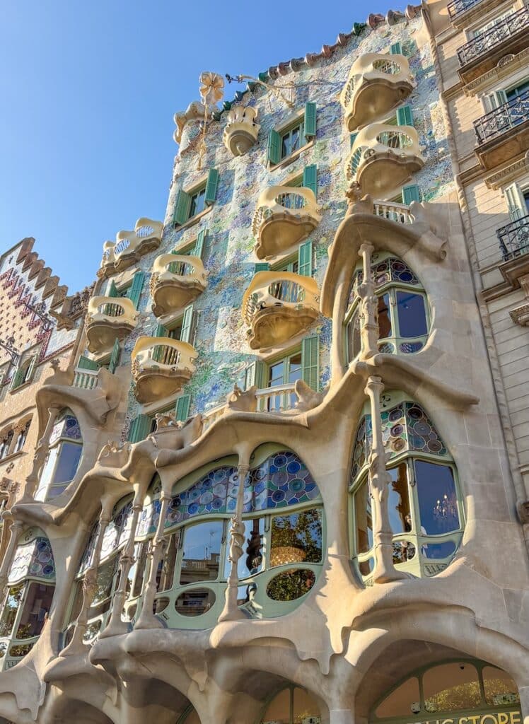 Extérieur de la Casa Batllo à Barcelone