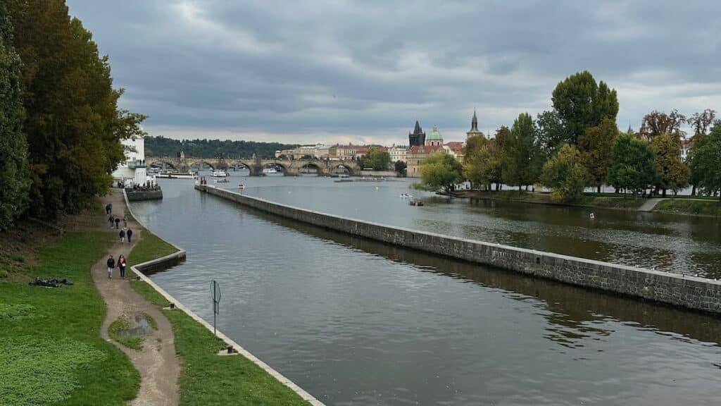 Vue sur l'ile de Kampa à Prague